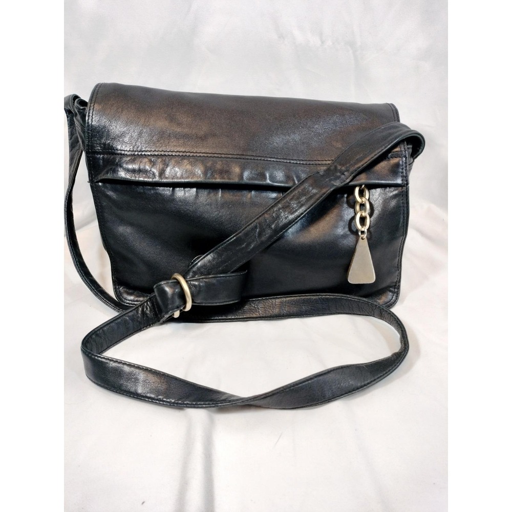 Vintage (80s) Americana by Sharif Black Genuine Leather Crossbody Flap Bag